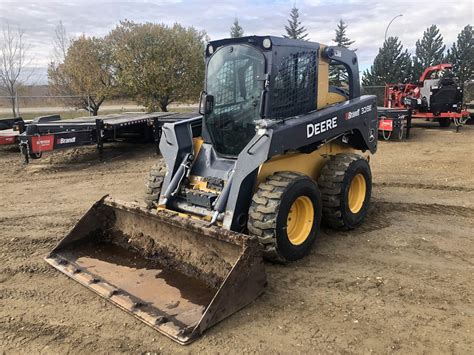 2015 deere 328e skid steer